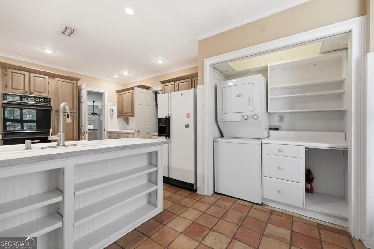15 Lullwater Estate NE Atlanta GA 30307