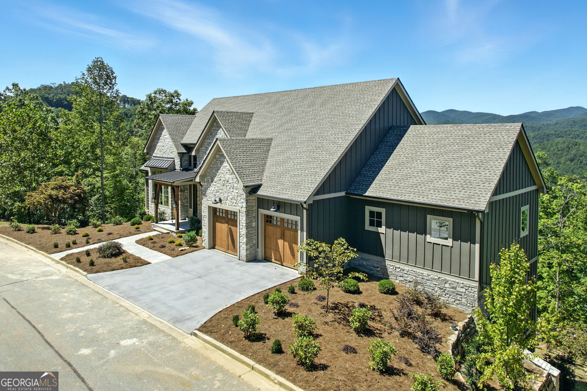 608 Winterberry Drive Clayton GA 30525