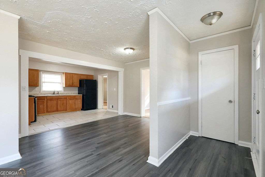 2576 Wood Valley Drive East Point GA 30344