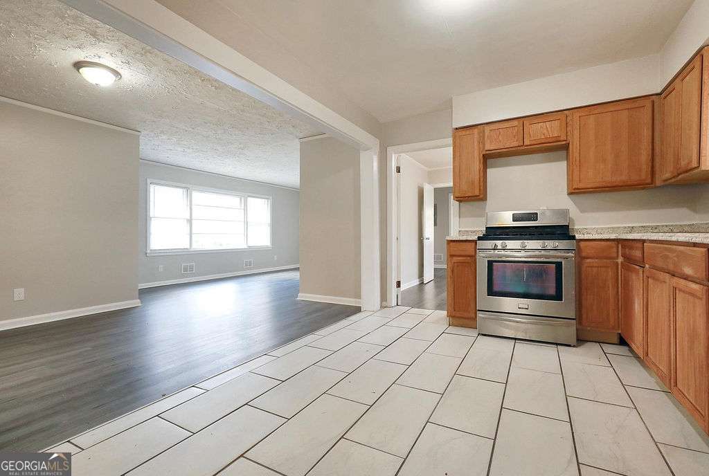 2576 Wood Valley Drive East Point GA 30344