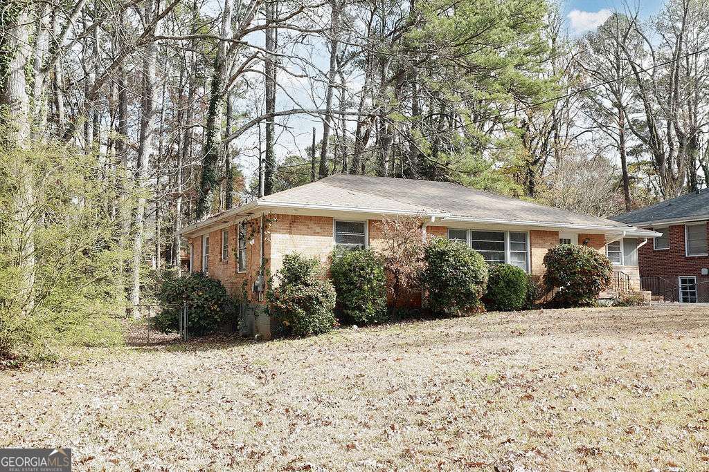 2576 Wood Valley Drive East Point GA 30344