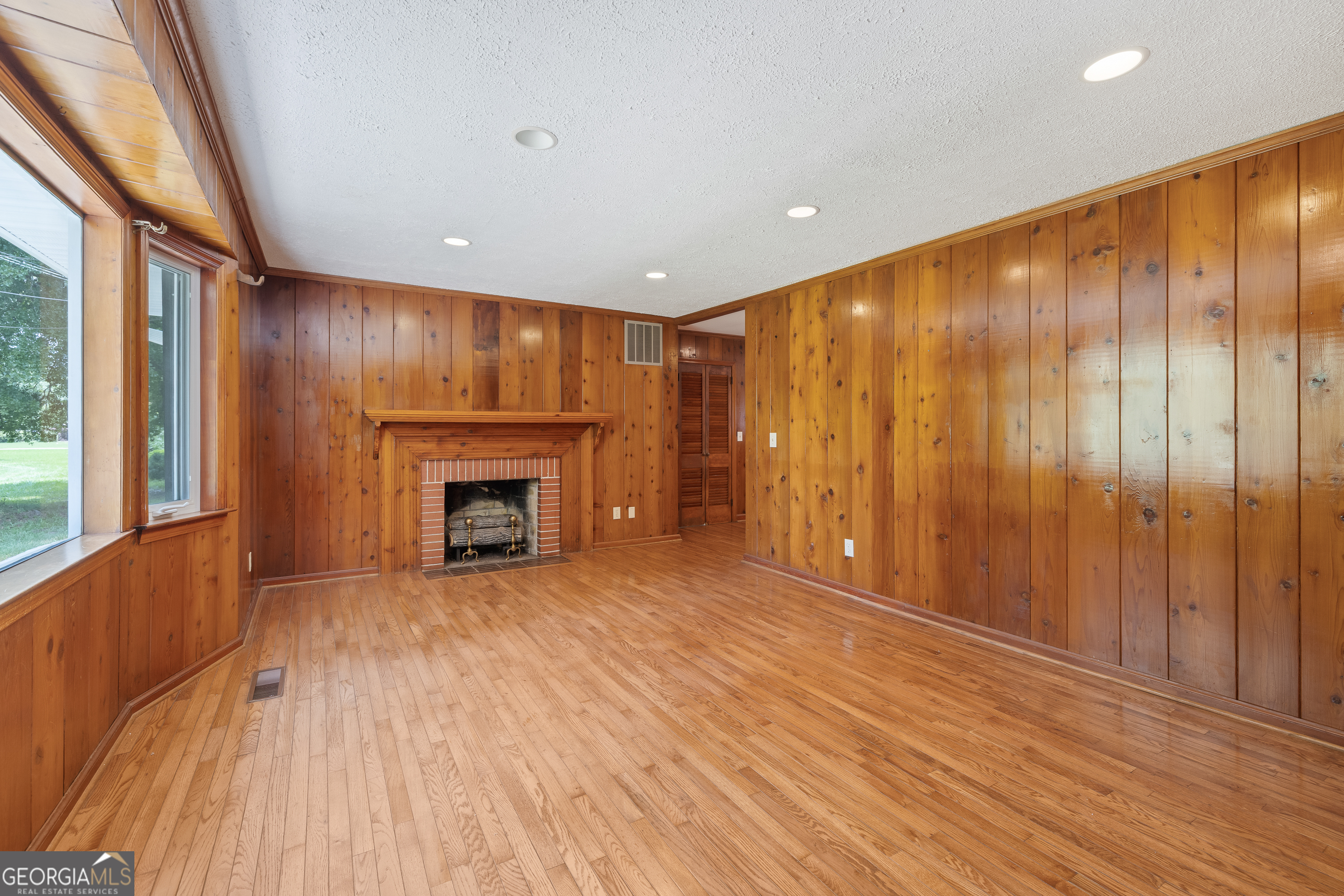 357 W Hightower Trail Social Circle GA 30025