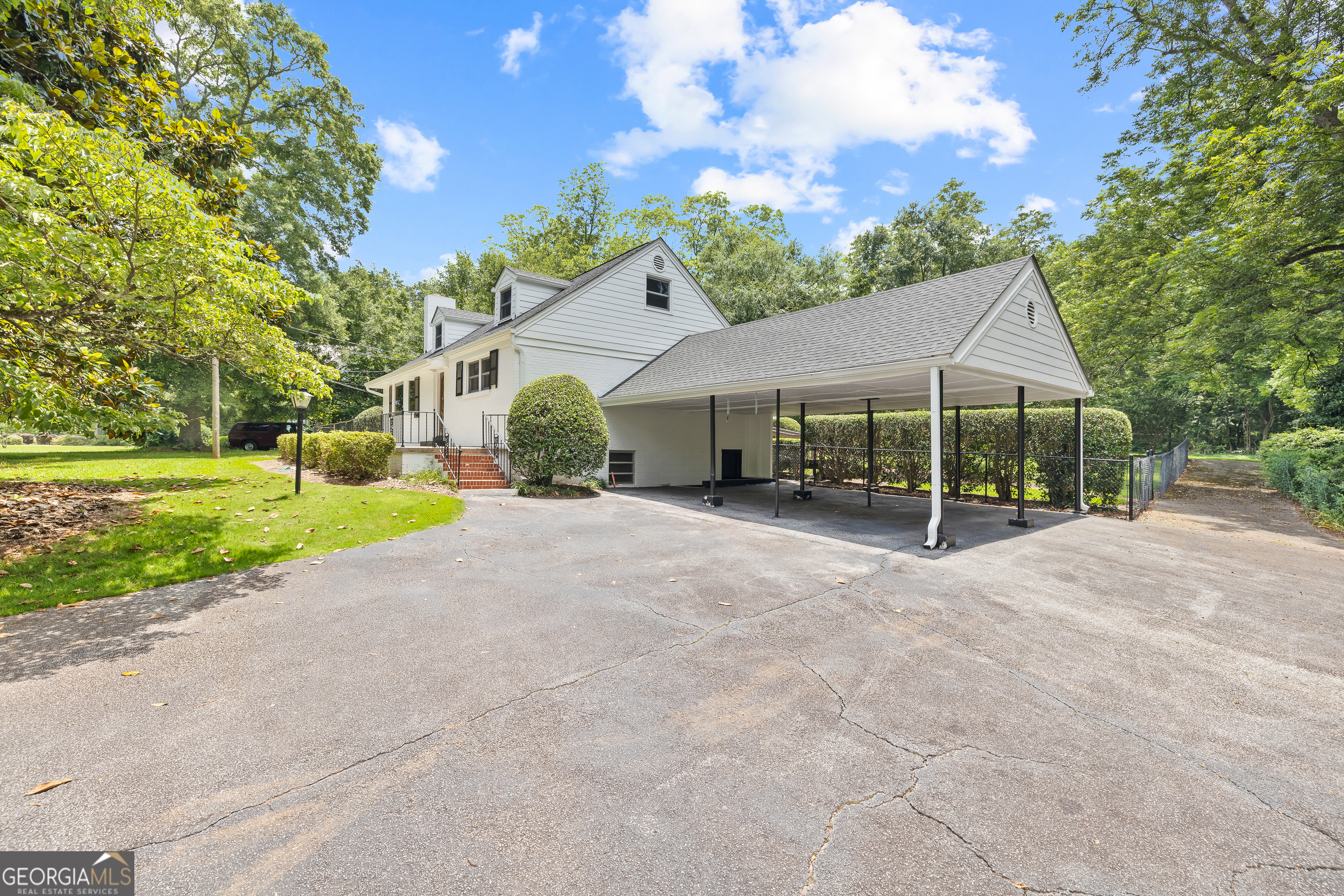 357 W Hightower Trail Social Circle GA 30025