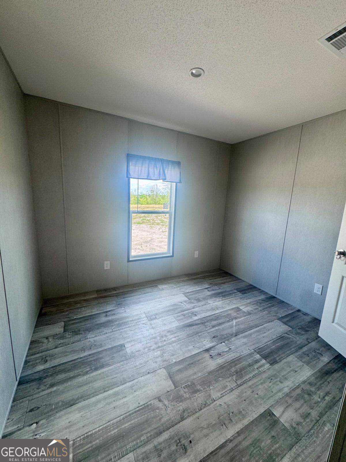 67 Longleaf Road Hazlehurst GA 31539