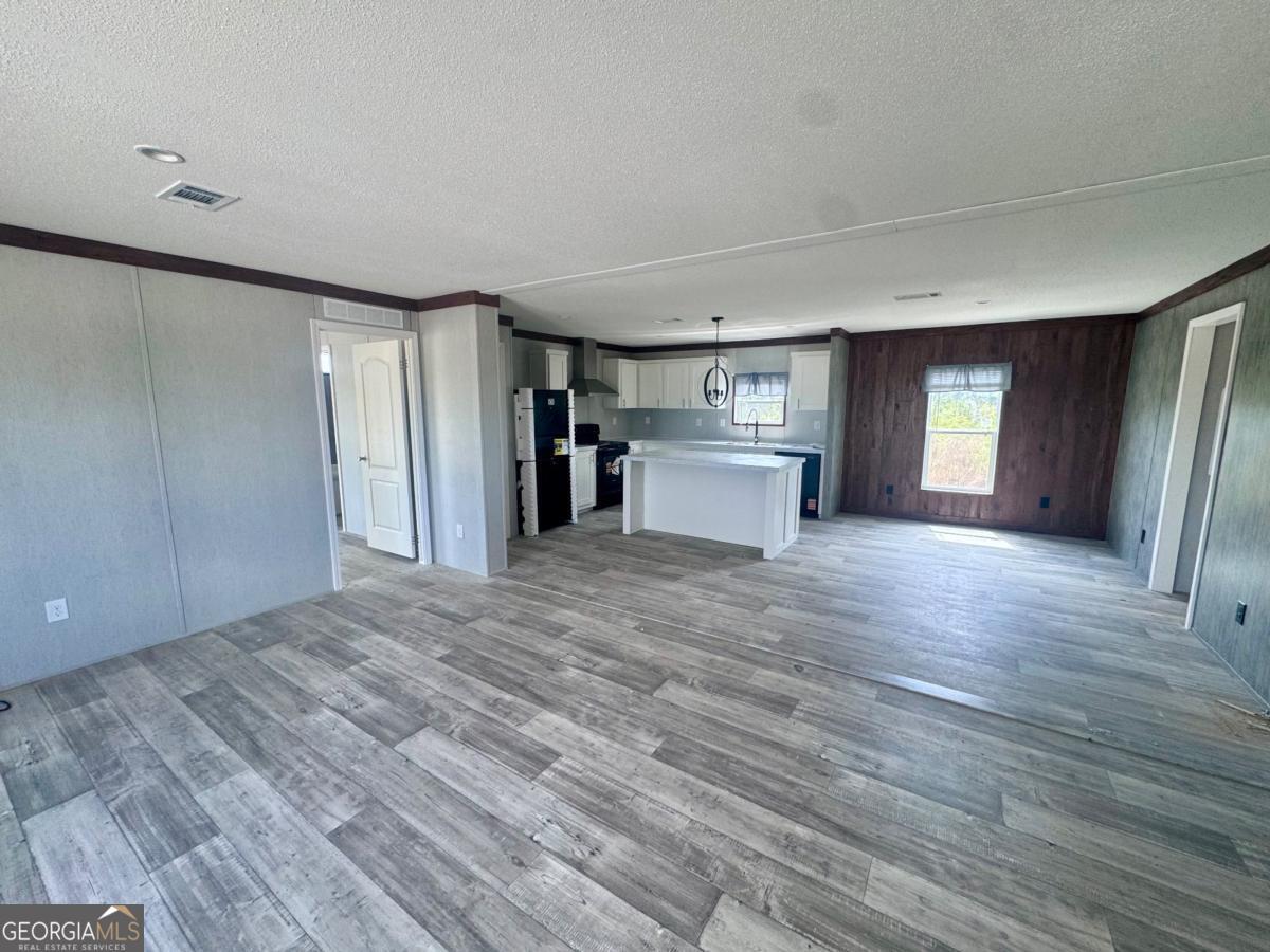 67 Longleaf Road Hazlehurst GA 31539