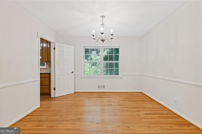 2461 Woodside Way Atlanta GA 30341