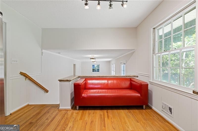 2461 Woodside Way Atlanta GA 30341
