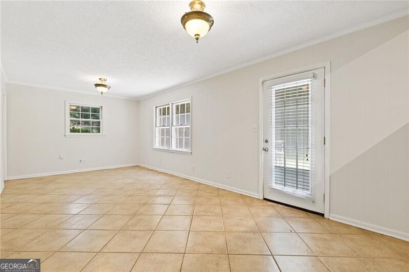 2461 Woodside Way Atlanta GA 30341