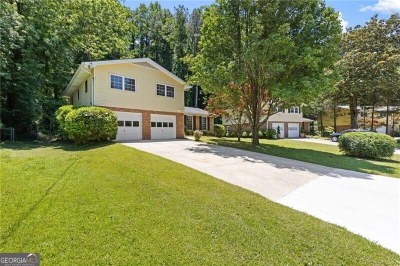 2461 Woodside Way Atlanta GA 30341