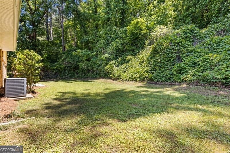 2461 Woodside Way Atlanta GA 30341