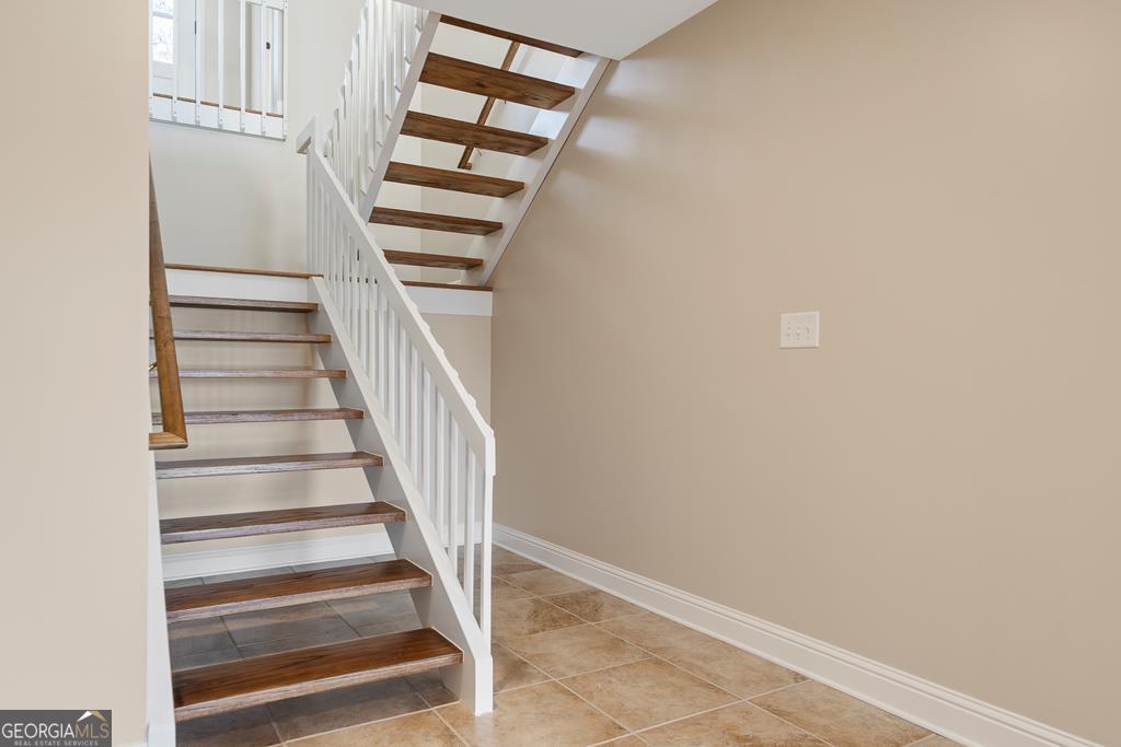 211 Lakecrest Drive NE Milledgeville GA 31061