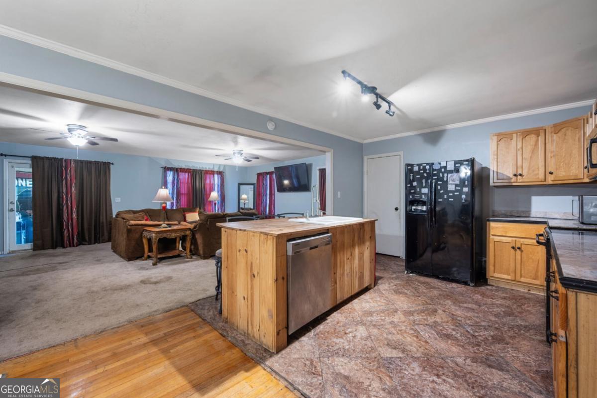 1313 E Sherry Drive Rossville GA 30741