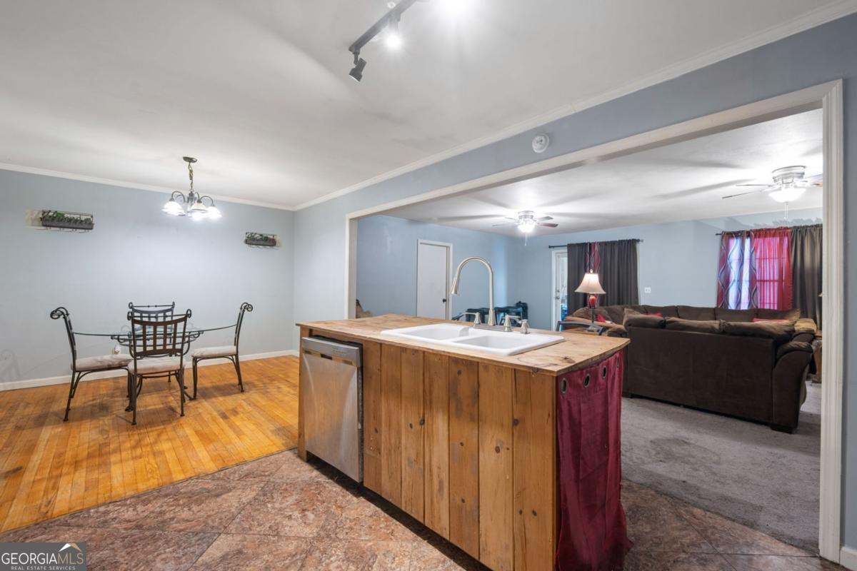 1313 E Sherry Drive Rossville GA 30741