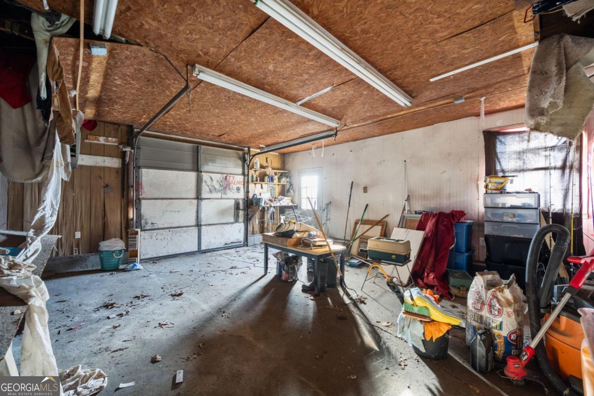 1313 E Sherry Drive Rossville GA 30741