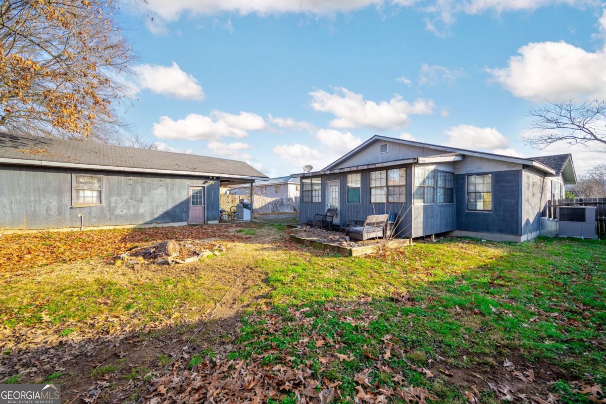 1313 E Sherry Drive Rossville GA 30741