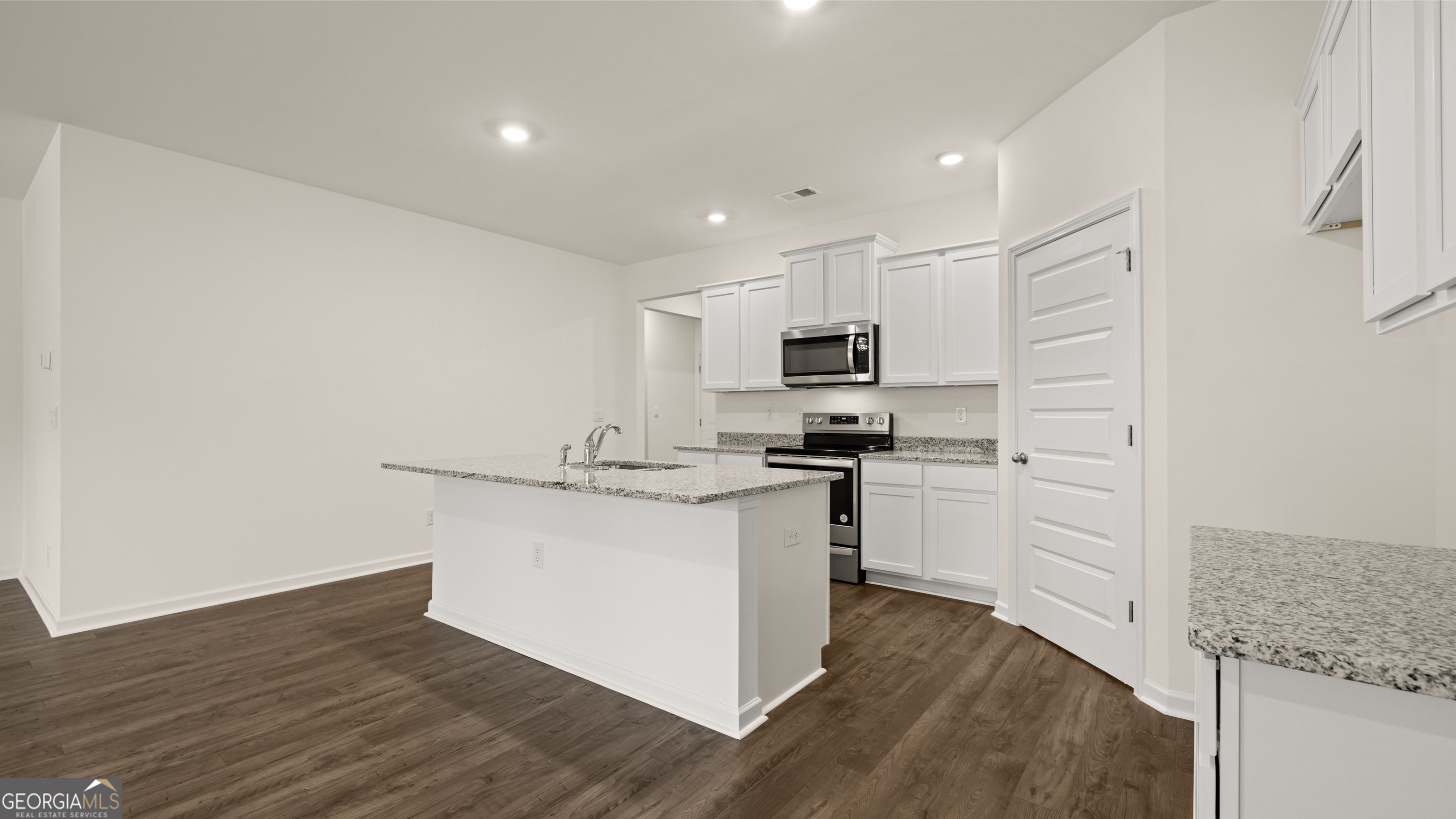512 Great Salt Lane Hoschton GA 30548