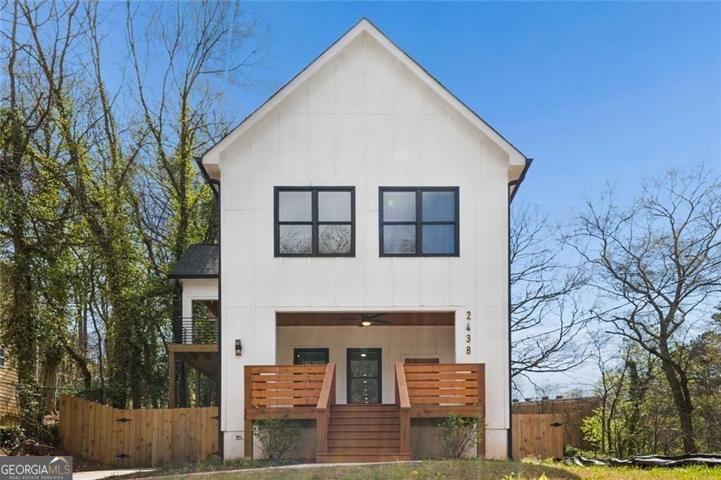 2438 2nd Street NW Atlanta GA 30318