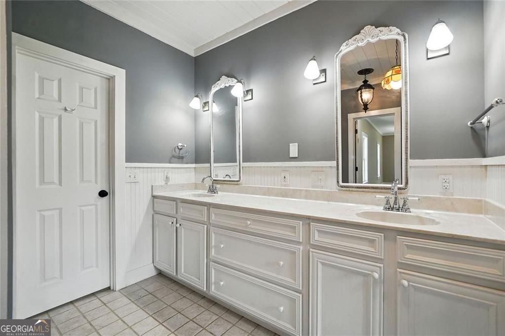 1092 Old Lathemtown Road Canton GA 30115