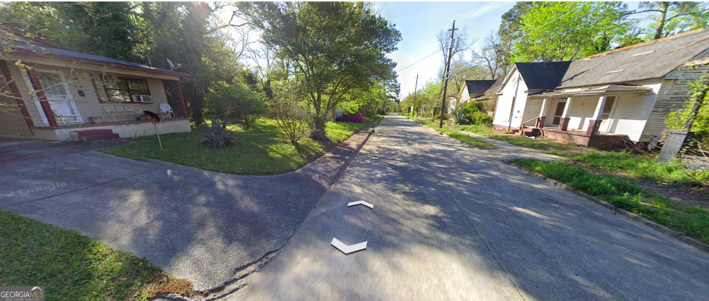 336 Fairvew Avenue Macon GA 31217