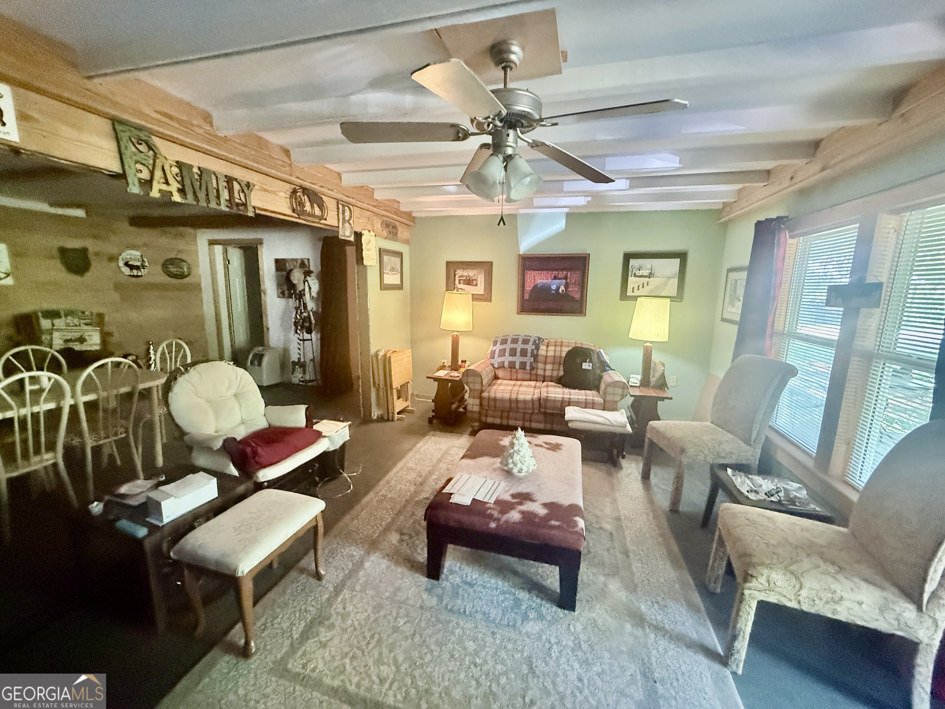 1072 Mountain View Road Trion GA 30753