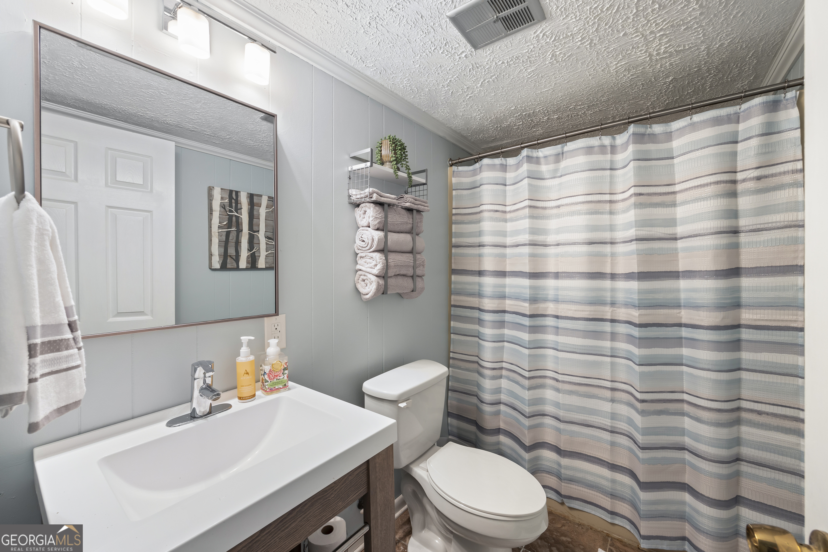 1561 Indian Woods Drive Greensboro GA 30642