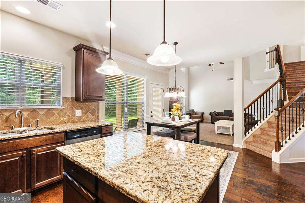 7946 White Oak Loop Stonecrest GA 30038