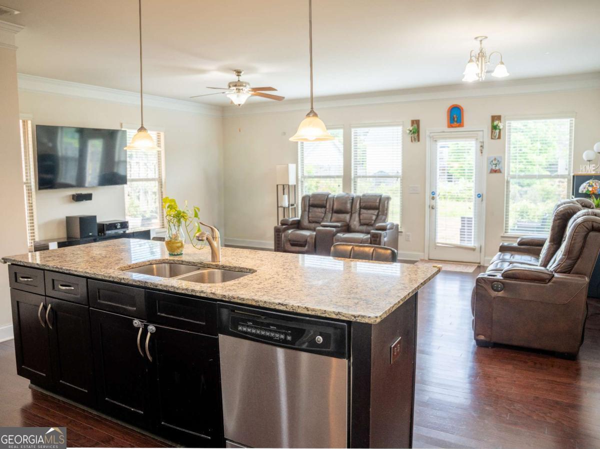 10643 Naramore Lane Alpharetta GA 30022