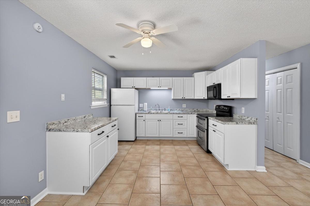560 Log Landing Road Springfield GA 31329