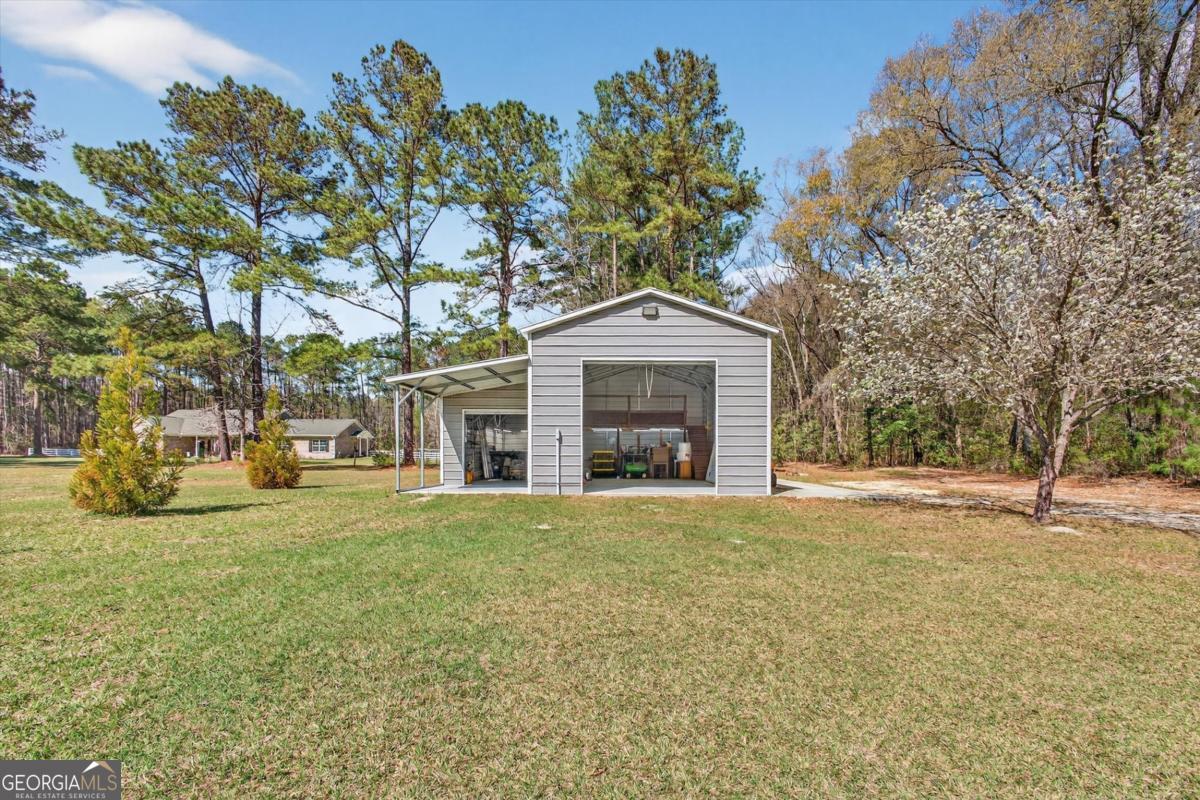 560 Log Landing Road Springfield GA 31329