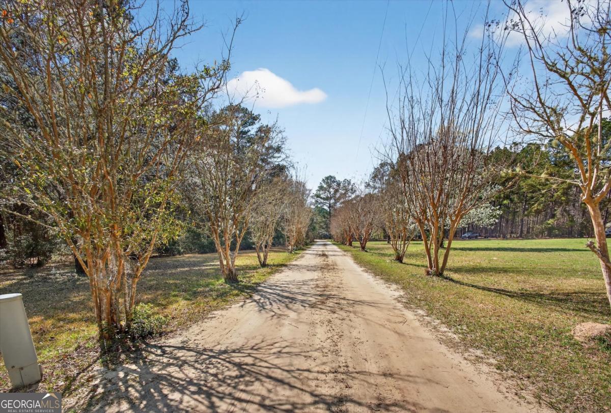 560 Log Landing Road Springfield GA 31329