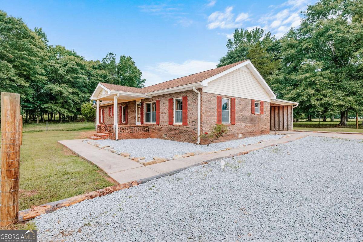 621 Elberton Road Lexington GA 30648
