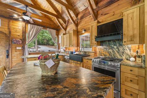2374 Dean Mountain Road Cleveland GA 30528