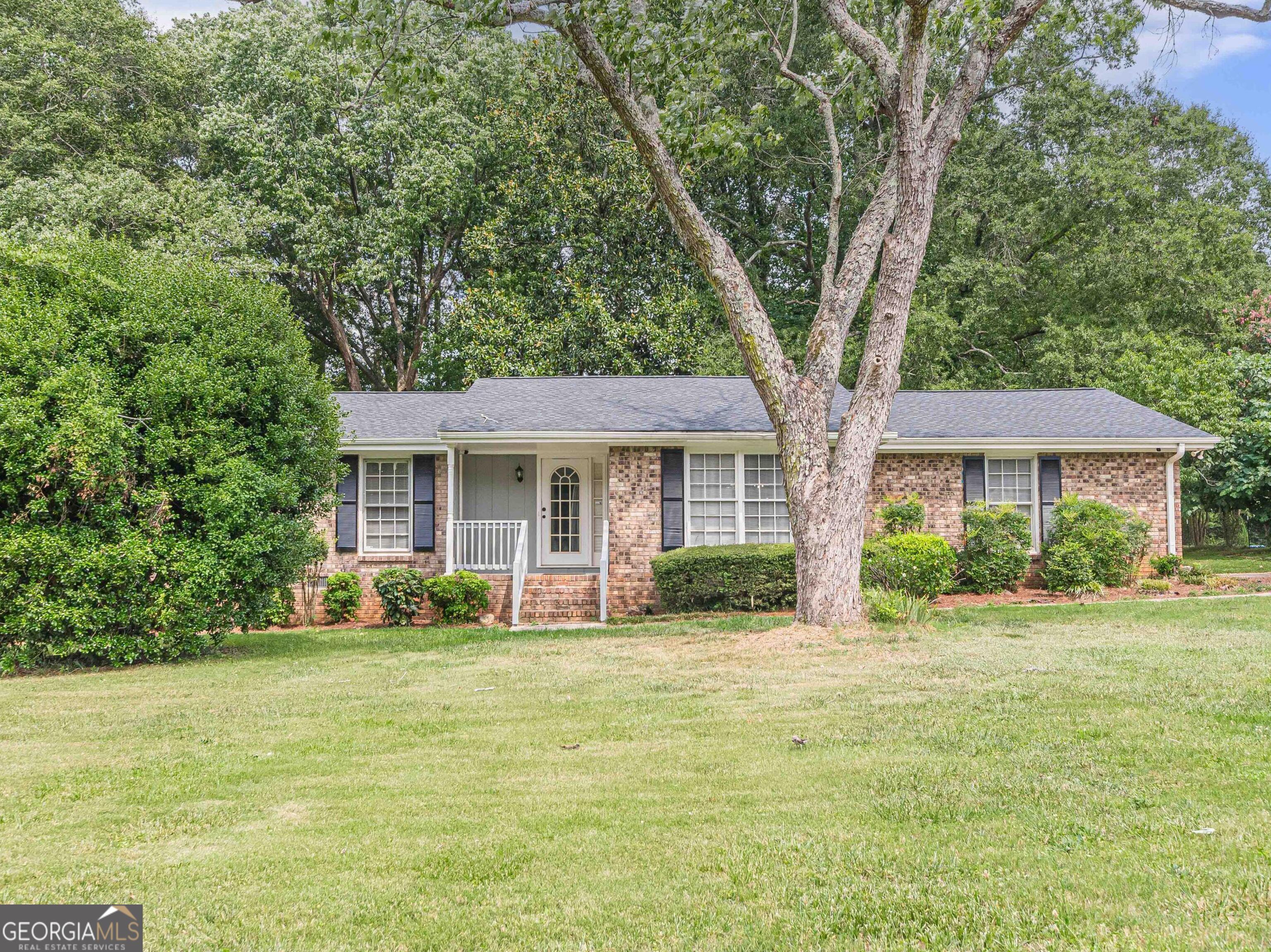 2521 Country Club Drive Conyers GA 30013