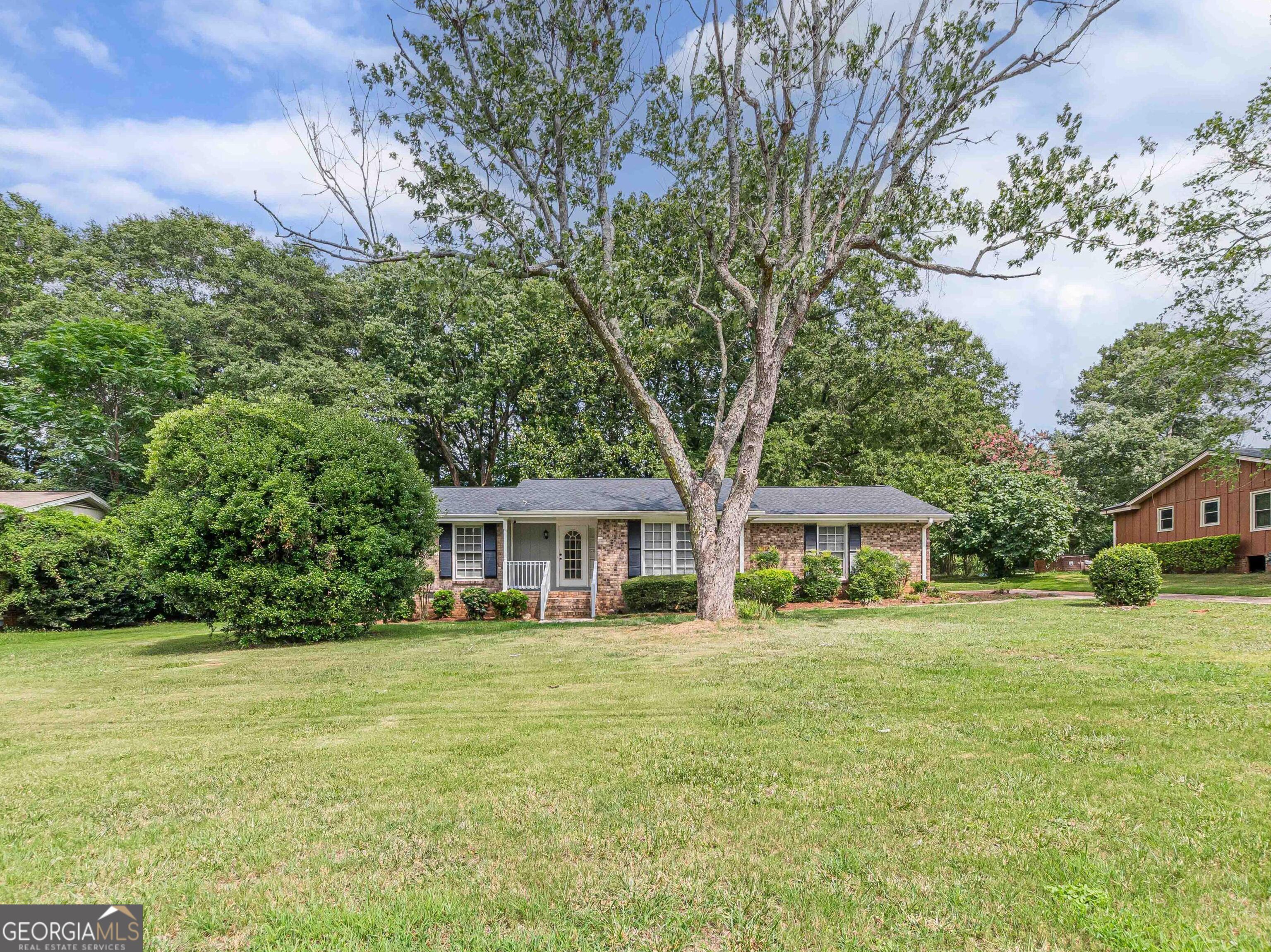 2521 Country Club Drive Conyers GA 30013
