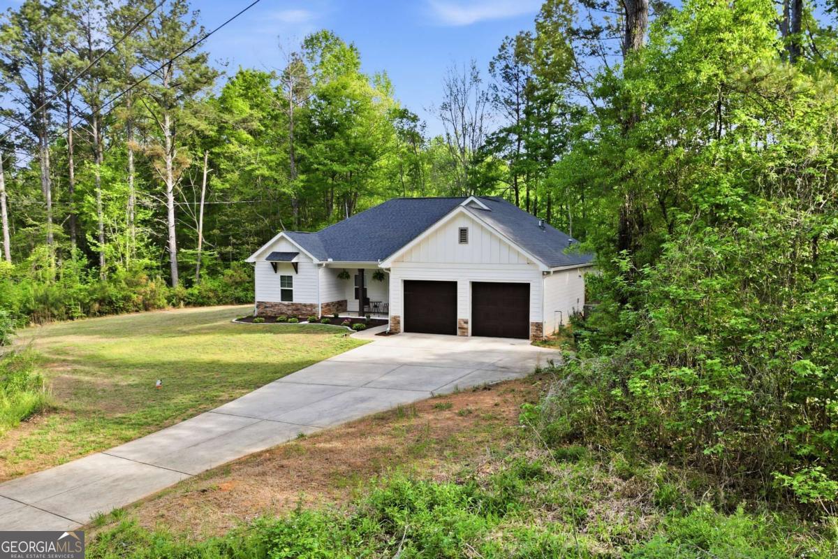 186 Chester Harris Drive Dallas GA 30132