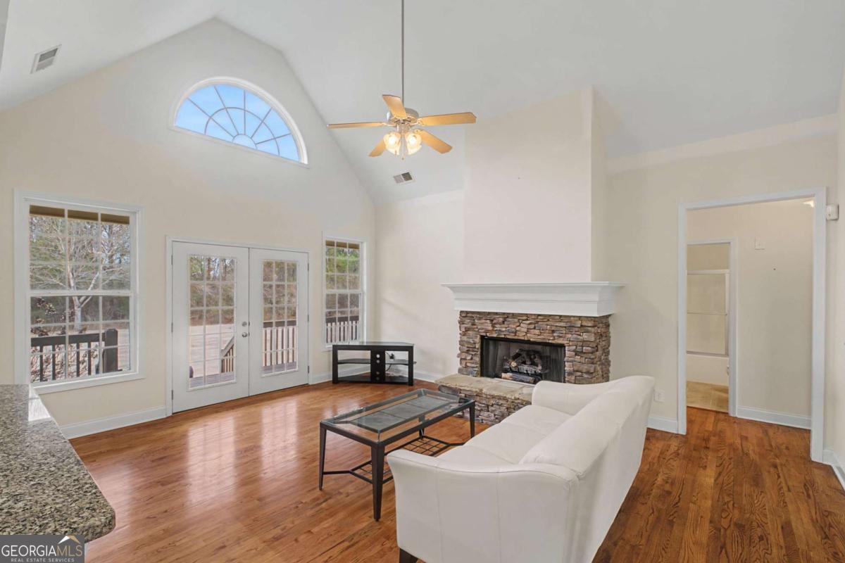 35 Applewood Lane Taylorsville GA 30178