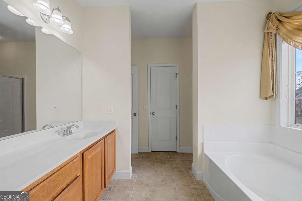 35 Applewood Lane Taylorsville GA 30178
