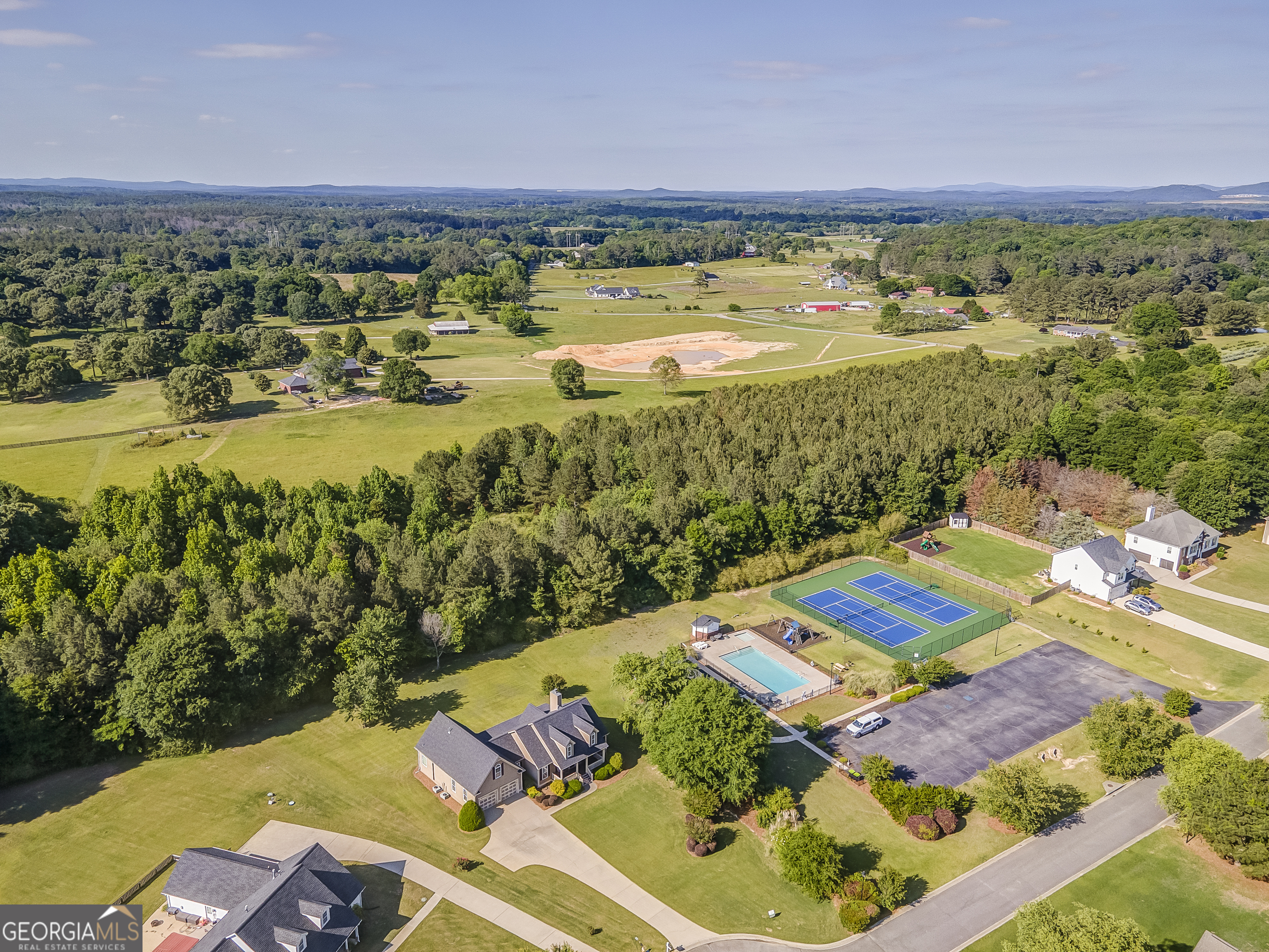35 Applewood Lane Taylorsville GA 30178