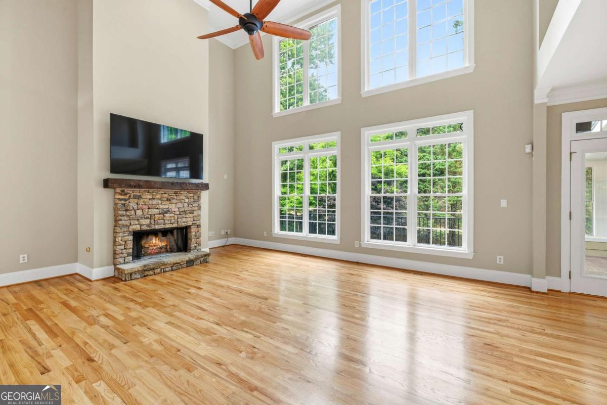 215 Lynwood Court Roswell GA 30075