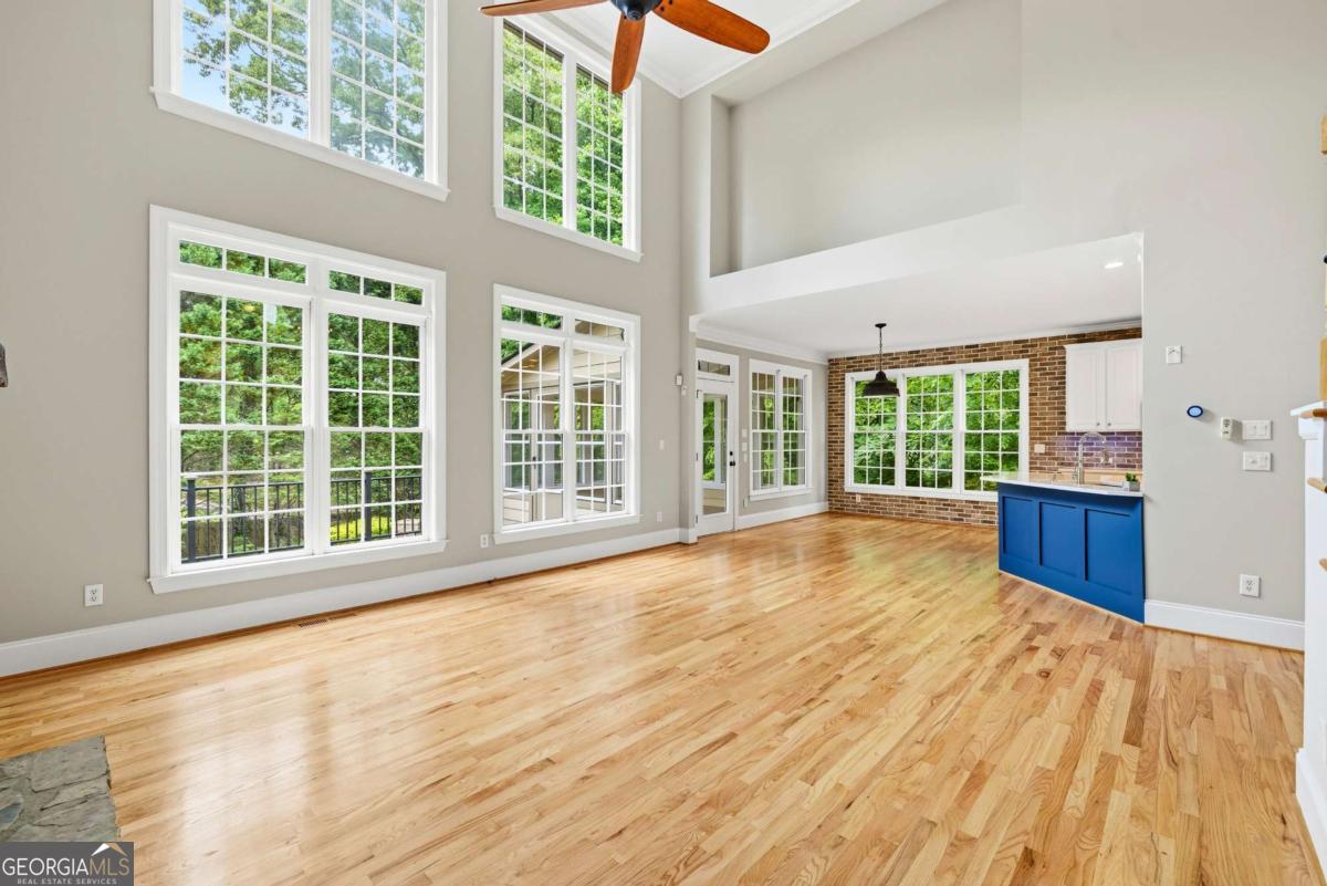 215 Lynwood Court Roswell GA 30075