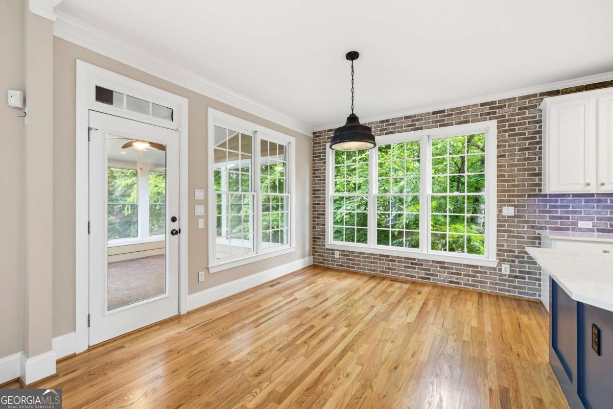 215 Lynwood Court Roswell GA 30075