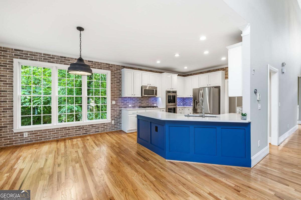 215 Lynwood Court Roswell GA 30075