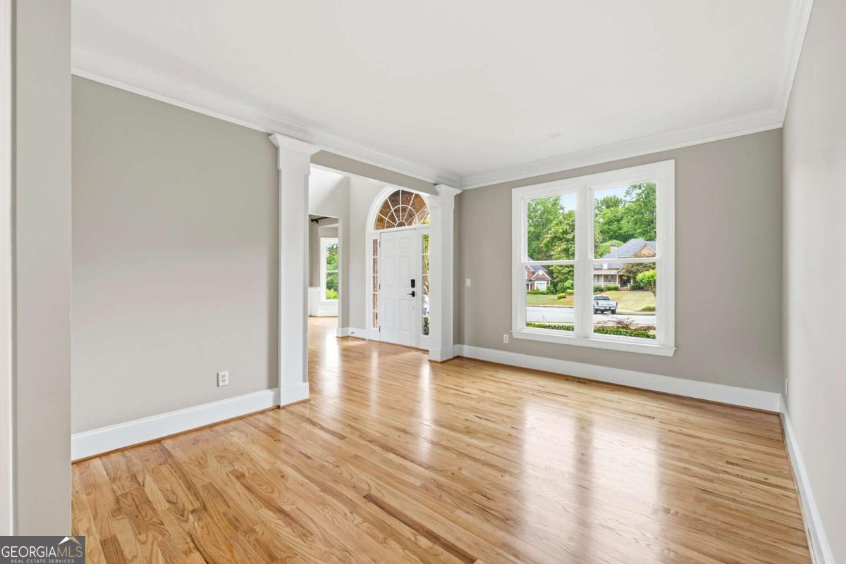 215 Lynwood Court Roswell GA 30075