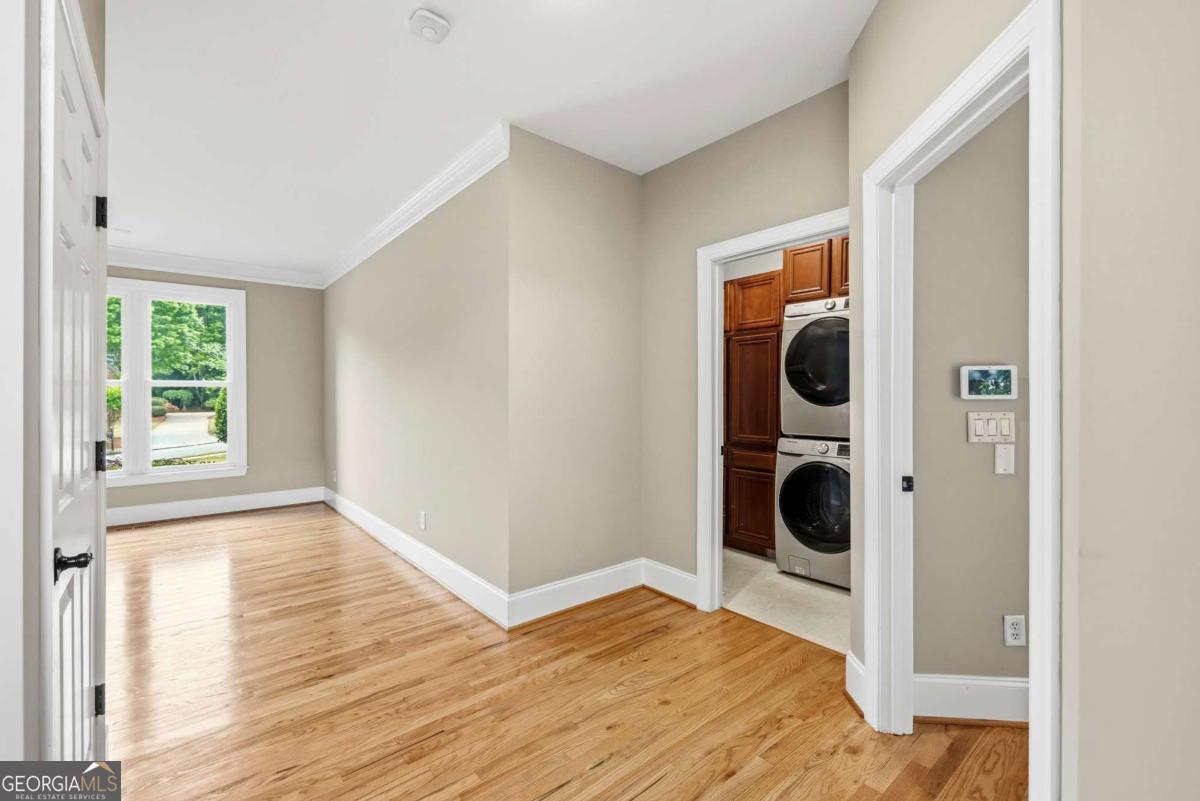 215 Lynwood Court Roswell GA 30075