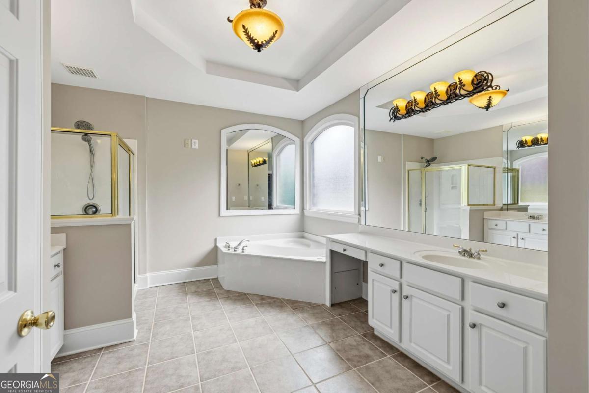 215 Lynwood Court Roswell GA 30075