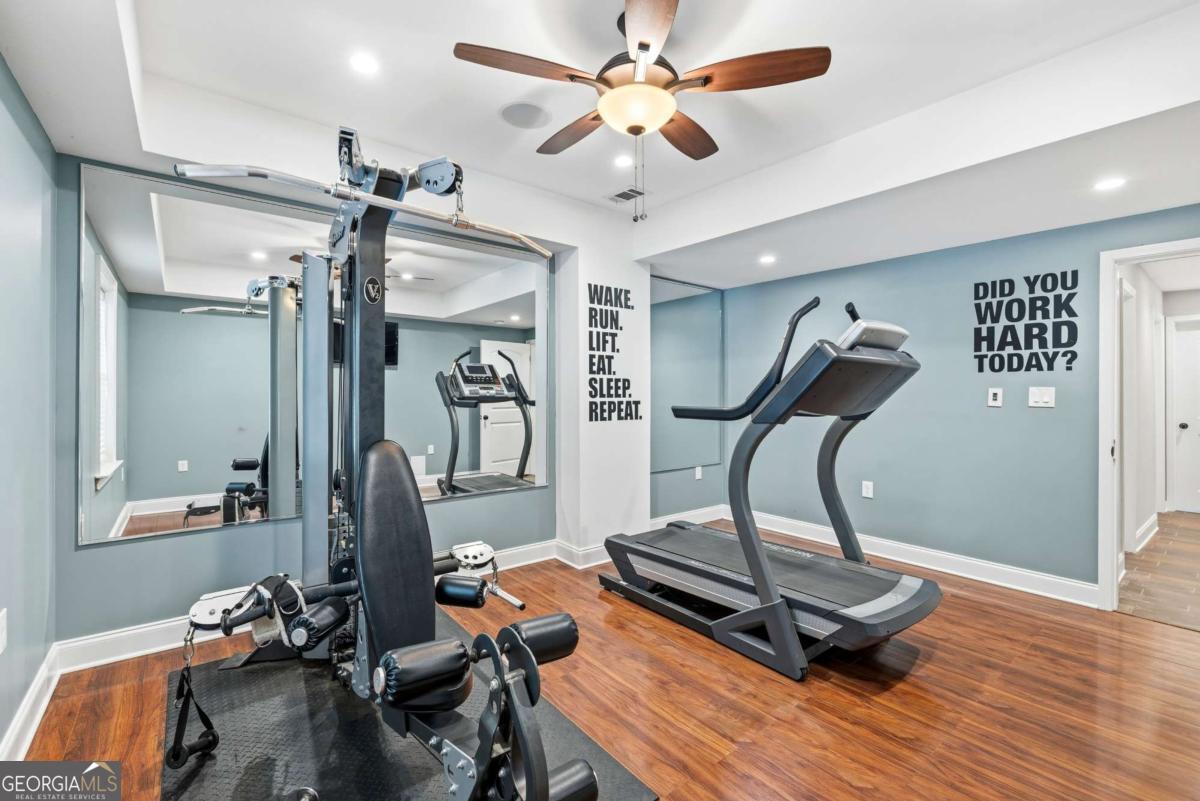 215 Lynwood Court Roswell GA 30075