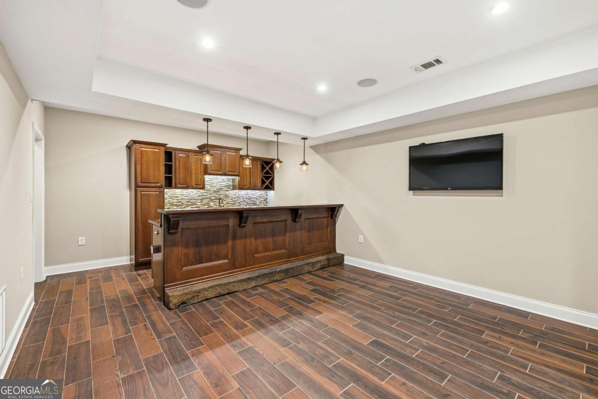 215 Lynwood Court Roswell GA 30075