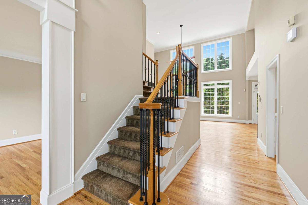 215 Lynwood Court Roswell GA 30075