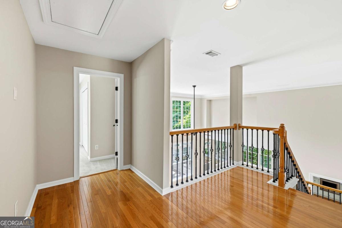 215 Lynwood Court Roswell GA 30075