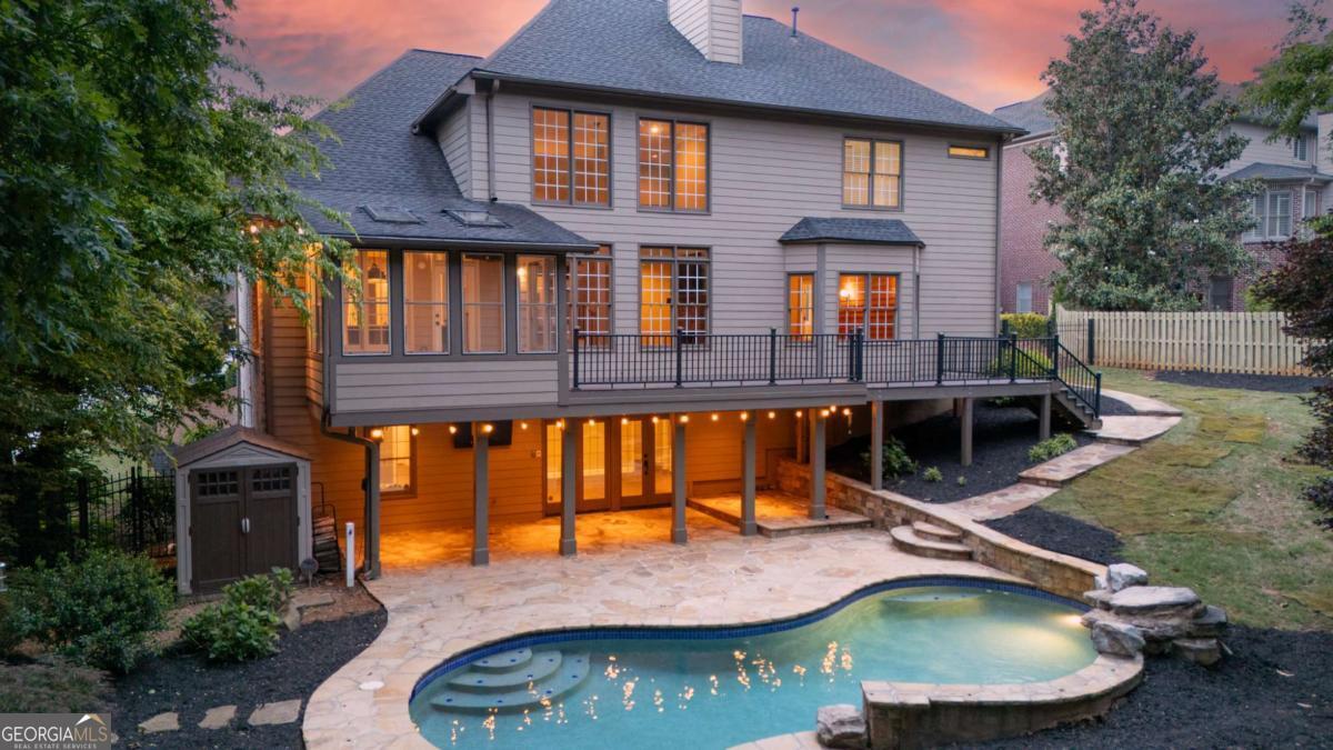 215 Lynwood Court Roswell GA 30075